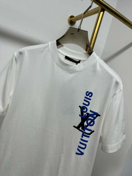 2025年4月25日入荷新作Louis Vuitton半袖Tシャツ 原版复刻高級品香港の会社超厳選★入手困難/誕生日プレゼント/yinx工場