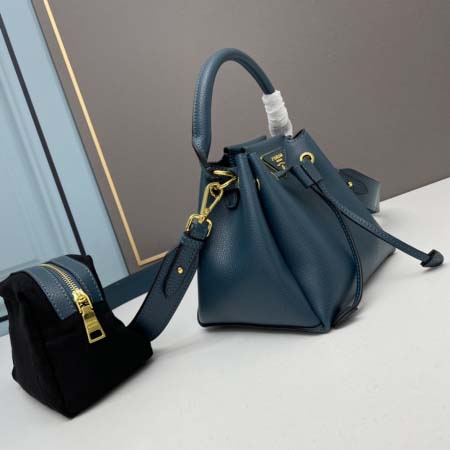 2025年4月27日入荷新作 新品2023早春新品mini《PRADA》  型番：1BH193   SIZE::20-X18-X15  /XX工場