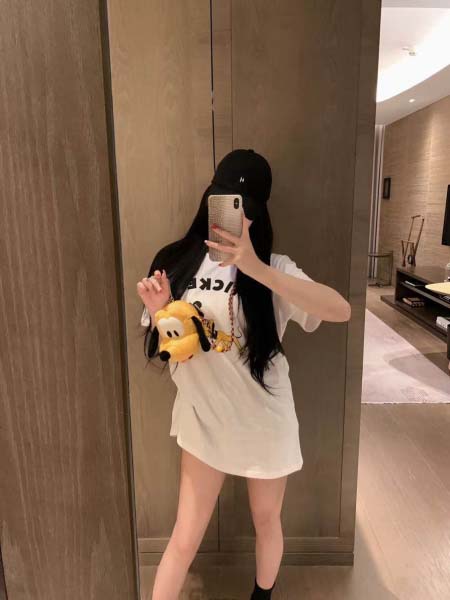 2025年4月29日入荷春夏新作Kitty半袖 Tシャツ can工場