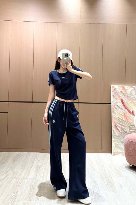 2025年4月29日入荷春夏新作Loeweセット上下 can工場