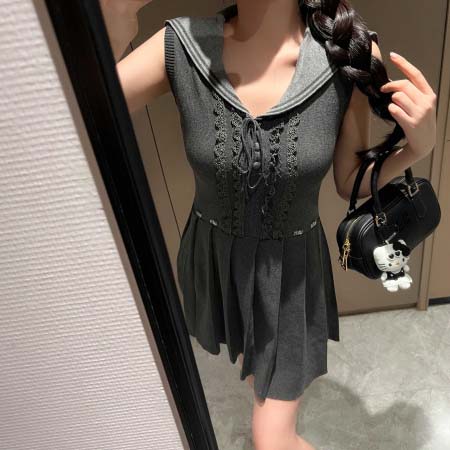 2025年4月29日入荷春夏新作Miumiuワンピース can工場