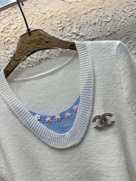 2025年4月30日入荷春夏新作Chanelニット半袖Tシャツ can工場