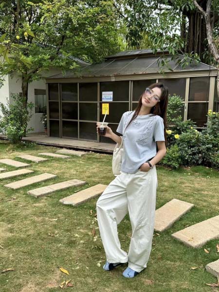 2025年4月30日入荷春夏新作DIOR半袖Tシャツ can工場