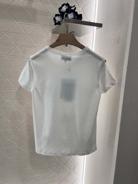 2025年4月30日入荷春夏新作Chanel半袖Tシャツ can工場