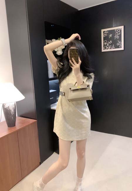 2025年4月30日入荷春夏新作Gucciワンピース can工場