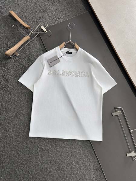 2025年4月3日入荷新作Balenciaga半袖 Tシャツ...
