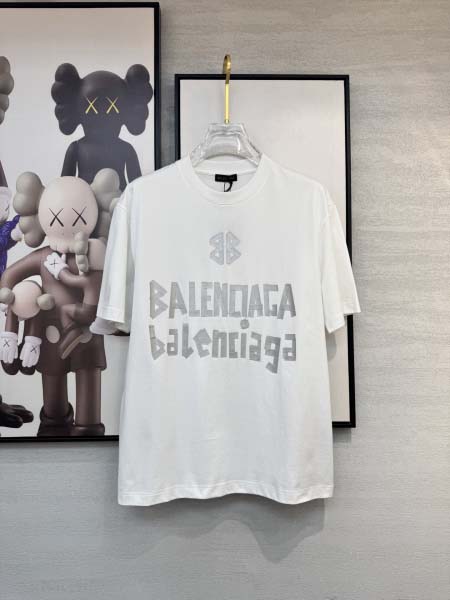 2025年4月4日入荷新作Balenciaga半袖 Tシャツ...