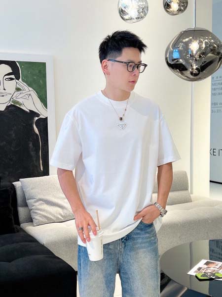 2025年4月6日入荷新作Prada半袖 Tシャツ高級品/L...