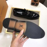 2025年4月10日入荷新品Louis Vuittonおすすめ人気メンズ靴本革製ギフト/誕生日/TL工場