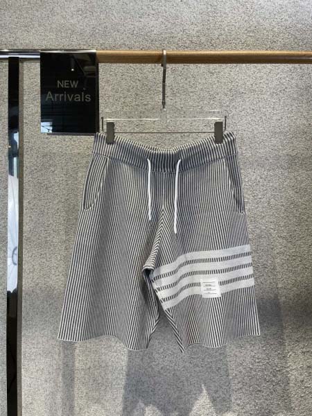 2025年4月21日入荷新作Thom Browneニット半ズ...