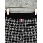 2025年4月21日入荷新作Thom Browne半ズボン★誕生日プレゼント/結婚祝い/内祝い/贈り物/YI+YI工場M-XXL