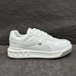 2025年4月22日入荷新品VALENTINO男女兼用原版復刻 ブランド靴本革製ギフト/誕生日/CT工場35-46
