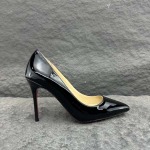 2025年4月22日入荷新品Christian Louboutin女性用原版復刻 ブランド靴本革製ギフト/誕生日/CT工場35-42