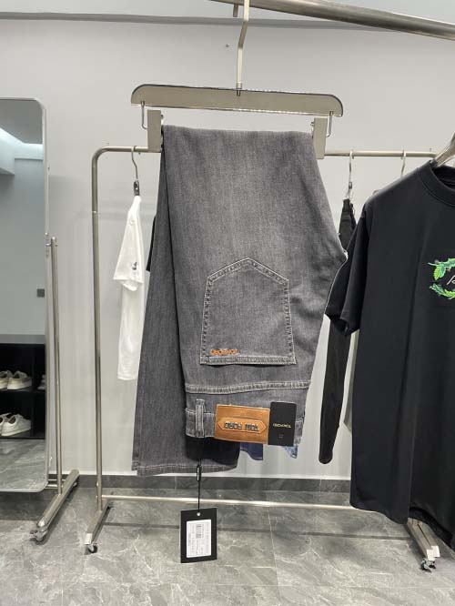 2025年4月23日入荷新作TOM FORDジーパン 原版复...