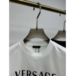 2025年4月24日入荷新作Versace半袖Tシャツ 原版复刻高級品香港の会社超厳選★入手困難/誕生日プレゼント/yinx工場S-XXL