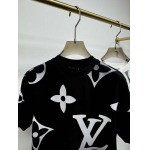 2025年4月24日入荷新作Louis Vuitton半袖Tシャツ 原版复刻高級品香港の会社超厳選★入手困難/誕生日プレゼント/yinx工場S-XXL