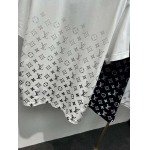 2025年4月24日入荷新作Louis Vuitton半袖Tシャツ 原版复刻高級品香港の会社超厳選★入手困難/誕生日プレゼント/yinx工場S-XXL
