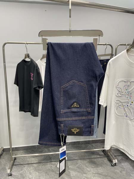 2025年4月24日入荷新作PRADAジーパン 原版复刻高級...
