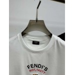 2025年4月24日入荷新作FENDI半袖Tシャツ 原版复刻高級品香港の会社超厳選★入手困難/誕生日プレゼント/yinx工場M-XXXL