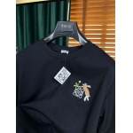 2025年4月25日入荷新作LOEWE半袖Tシャツ 原版复刻高級品香港の会社超厳選★入手困難/誕生日プレゼント/yinx工場