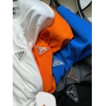 2025年4月25日入荷新作PRADA半袖Tシャツ 原版复刻高級品香港の会社超厳選★入手困難/誕生日プレゼント/yinx工場