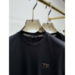 2025年4月26日入荷新作Tom Ford半袖Tシャツ 原版复刻高級品香港の会社超厳選★入手困難/誕生日プレゼント/yinx工場