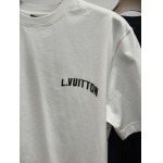 2025年4月26日入荷新作Louis Vuitton半袖Tシャツ 原版复刻高級品香港の会社超厳選★入手困難/誕生日プレゼント/yinx工場