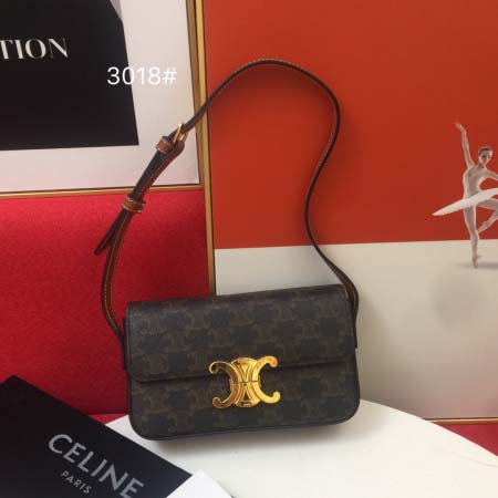 2025年4月27日入荷新作 CELINE  バッグ  30...