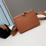 2025年4月27日入荷新作 新品2023早春新品mini《PRADA》  型番：1BH193   SIZE::20-X18-X15  /XX工場