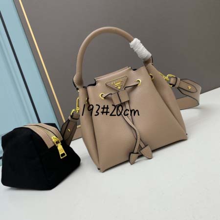 2025年4月27日入荷新作 新品2023早春新品mini《...