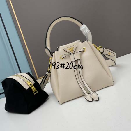 2025年4月27日入荷新作 新品2023早春新品mini《...