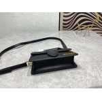 2025年4月27日入荷新作  jacquemus   SIZE:17.5 x 9CM    /XX工場