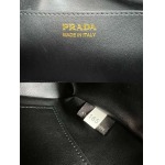 2025年4月29日入荷新作PRADA新作1BH193 SIZE:24x18x 6cm/XX工場
