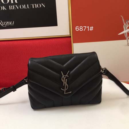2025年4月29日入荷新作 YSL LouLouサイズ：m...