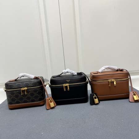 2025年4月29日入荷新作CELINE VANITY 25...