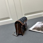 2025年4月29日入荷新作 Gucci476432 サイズ ：16.5x10x4.5cm/XX工場