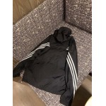 2025年4月29日入荷春夏新作adidasジャケット can工場