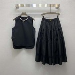 2025年4月29日入荷春夏新作VALENTINOセット上下 can工場