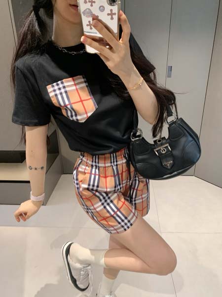 2025年4月30日入荷春夏新作BURBERRYセット上下 ...
