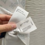 2025年4月30日入荷春夏新作Louis Vuitton半袖 Tシャツ can工場