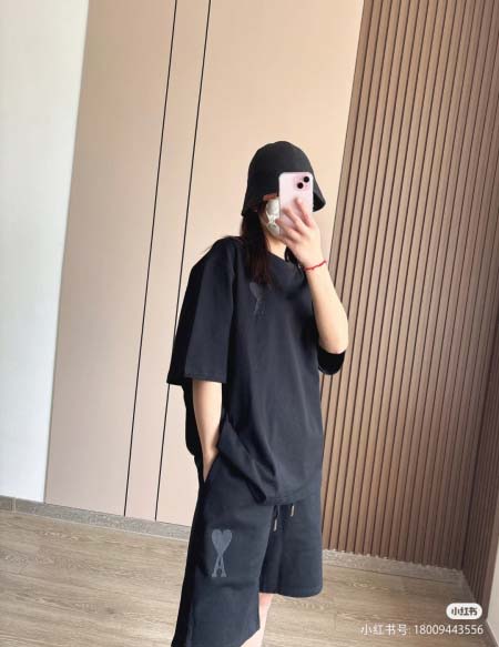 2025年5月1日入荷新作AMI半ズボン誕生日プレゼントの服...