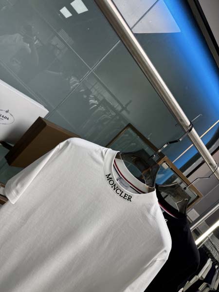 2025年5月21日入荷新作Moncler半袖Tシャツ 原版复刻高級品香港の会社超厳選★入手困難/誕生日プレゼント/yinx工場