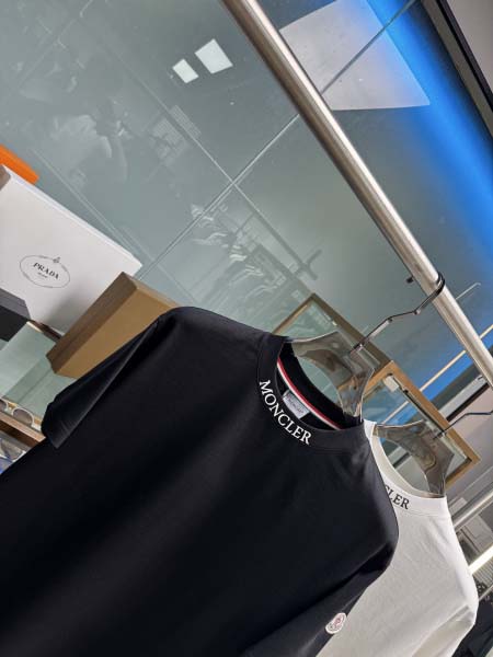 2025年5月21日入荷新作Moncler半袖Tシャツ 原版复刻高級品香港の会社超厳選★入手困難/誕生日プレゼント/yinx工場
