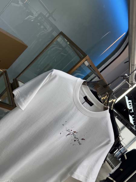 2025年5月22日入荷新作Louis Vuitton半袖Tシャツ 原版复刻高級品香港の会社超厳選★入手困難/誕生日プレゼント/yinx工場
