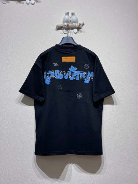 2025年5月23日入荷新作Louis Vuitton半袖 tシャツ男女兼用高品質★誕生日プレゼント/結婚祝い/内祝い/贈り物/SD工場