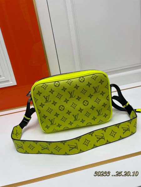 2025年5月28日入荷新作Louis Vuitton M30233 M30241 M30243  43845 OUTDOOR 25x20x10.5cm。  お安い/人気/本革 バッグ/XX工場