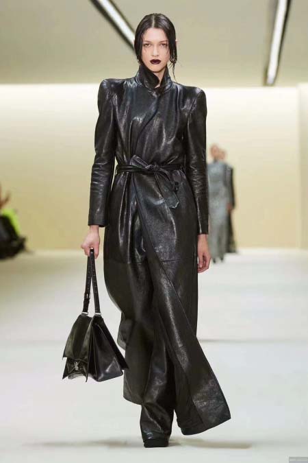 2025年5月29日入荷新作 Balenciaga  crush SIZE： 31x 20x 10cm  SIZE： 40× 25× 13cm    お安い/人気/革/バッグ/XX工場
