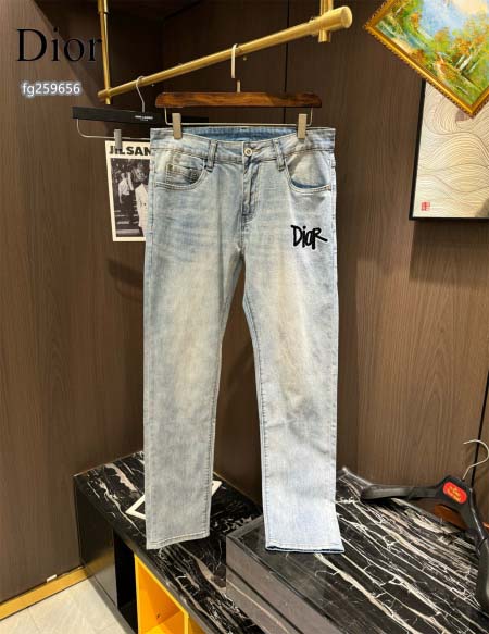 2025年5月10日入荷新作DIORジーパン安価で人気の/J...