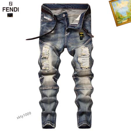 2025年5月12日入荷新作FENDIジーパン安価で人気の2...