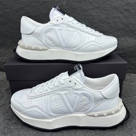 2025年5月15日入荷新品Valentino原版復刻 高級...
